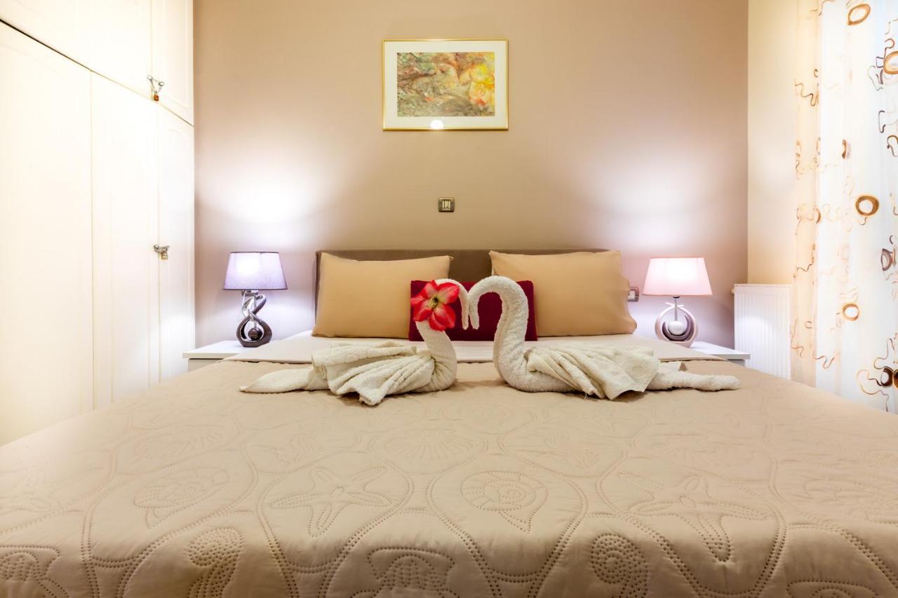 Piraeus Lux Secret Apartment Екстериор снимка