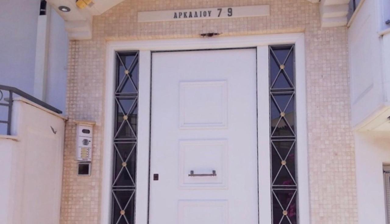 Piraeus Lux Secret Apartment Екстериор снимка