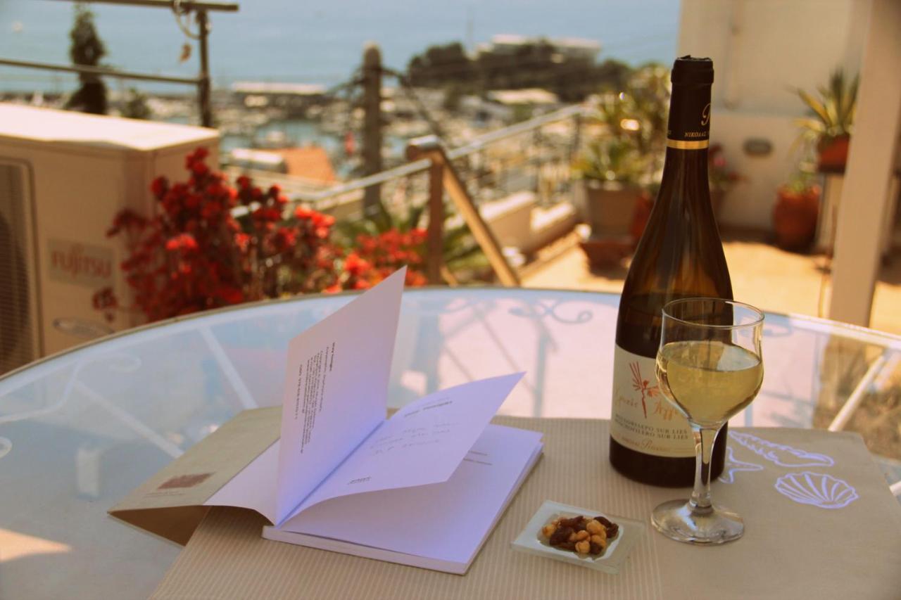 Piraeus Lux Secret Apartment Екстериор снимка