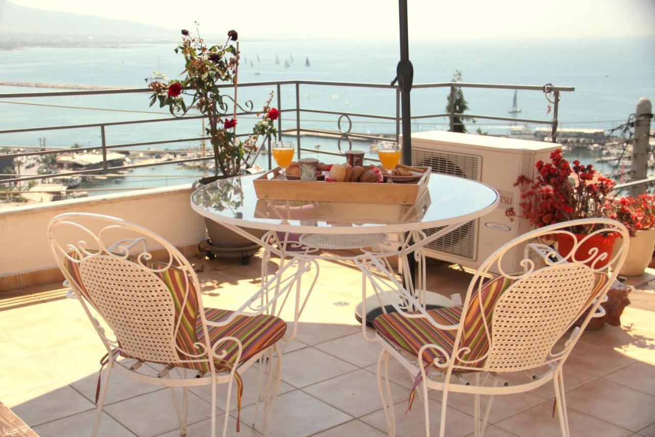 Piraeus Lux Secret Apartment Екстериор снимка